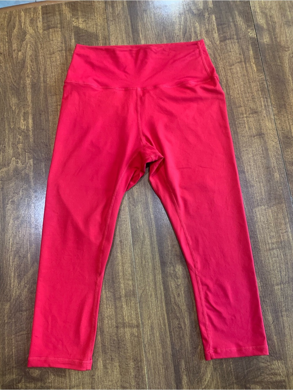 ZYIA Bright Red High-Rise Capri Leggings
